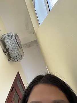 thaoyeuuu online show from 11/02/25, 05:12