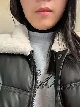 thaoyeuuu online show from 12/04/25, 03:49