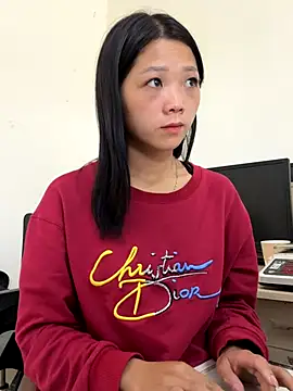 thaoyeuuu online show from 10/31/25, 02:19