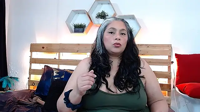Snapshot of sheila_reeves2772 chatting on 09/25/25, 04:46 sheila reeves2772 online show from 09/25/25, 04:46