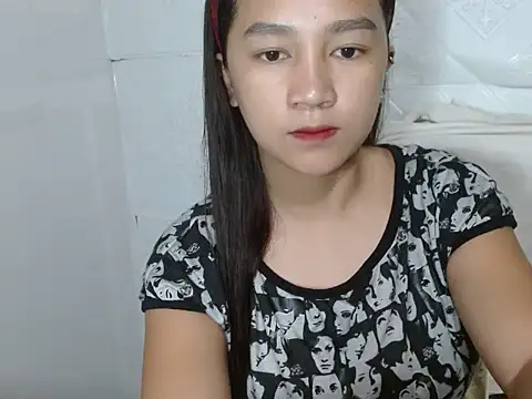 Simplyxmary online show from 06/03/26, 09:54