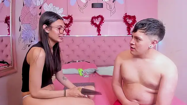 Ethan N Abby online show from 09/25/25, 07:53