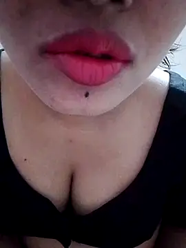 angel tisha07 online show from 10/22/25, 08:08