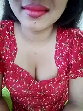 angel tisha07 online show from 10/31/25, 12:51