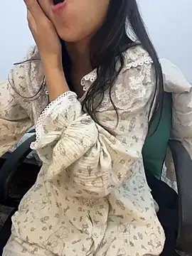 bunny b4nny online show from 12/04/25, 03:00