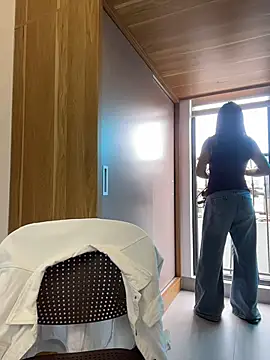 bunny b4nny online show from 11/08/25, 06:50