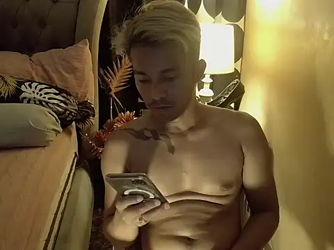 AsianHorseCockOwen online show from 11/19/25, 06:13