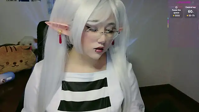 Livelle69 online show from 04/04/26, 09:43