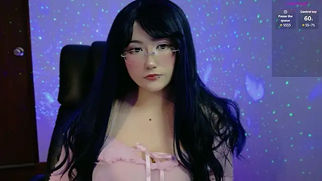 Livelle69 online show from 10/28/25, 03:18