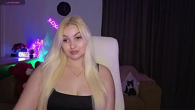 Snapshot of adrelaxina chatting on 05/18/26, 10:03 adrelaxina online show from 05/18/26, 10:03