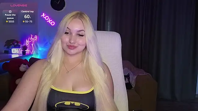 Snapshot of adrelaxina chatting on 05/06/26, 03:05 adrelaxina online show from 05/06/26, 03:05