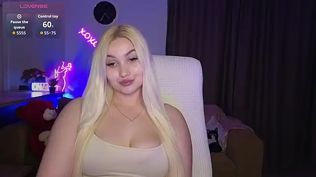 Snapshot of adrelaxina chatting on 05/15/26, 09:35 adrelaxina online show from 05/15/26, 09:35