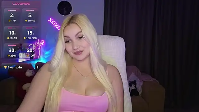 Snapshot of adrelaxina chatting on 05/22/26, 10:30 adrelaxina online show from 05/22/26, 10:30