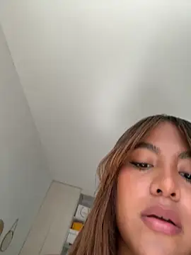 MegannHills online show from 09/14/25, 03:12