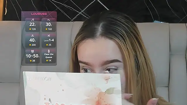 kristal joi dl online show from 12/02/25, 11:45