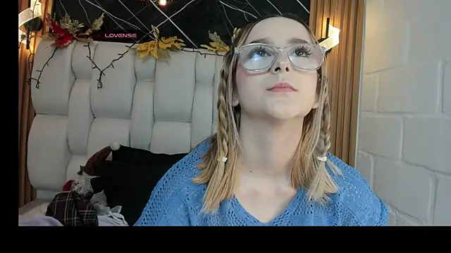 kristal joi dl online show from 12/16/25, 12:53