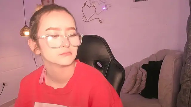 kristal joi dl online show from 09/15/25, 12:38