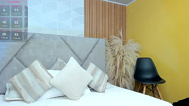 Brunnette Sensation online show from 02/25/26, 06:41