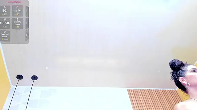 Brunnette Sensation online show from 12/13/25, 08:04