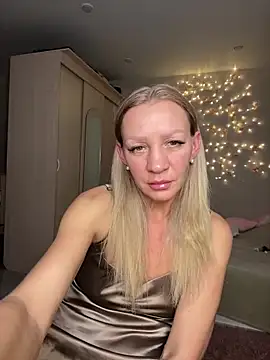 Bellissa  online show from 10/07/25, 01:56