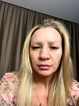 Bellissa  online show from 11/10/25, 01:05