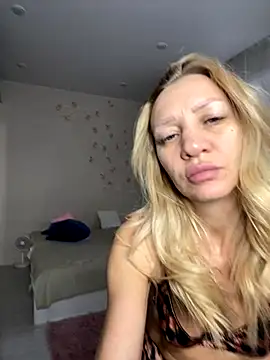 Bellissa  online show from 11/16/25, 07:24