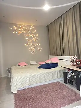 Bellissa  online show from 11/27/25, 10:37