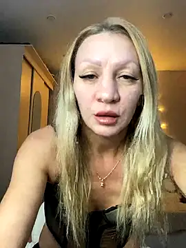 Bellissa  online show from 09/24/25, 02:34