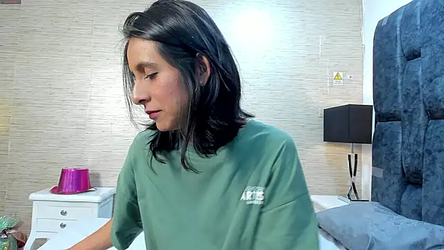 MiaAmore  online show from 11/27/25, 03:56