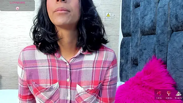 MiaAmore  online show from 12/14/25, 03:17