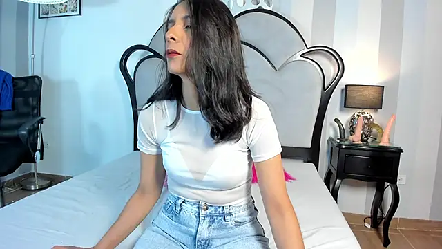 MiaAmore  online show from 07/01/26, 06:52