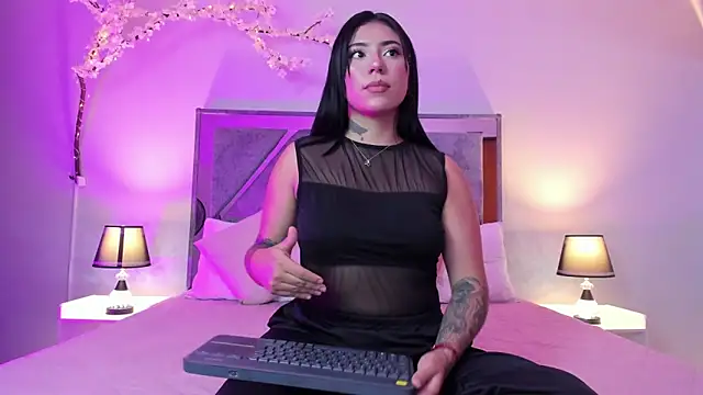 emy williams online show from 03/16/26, 07:27