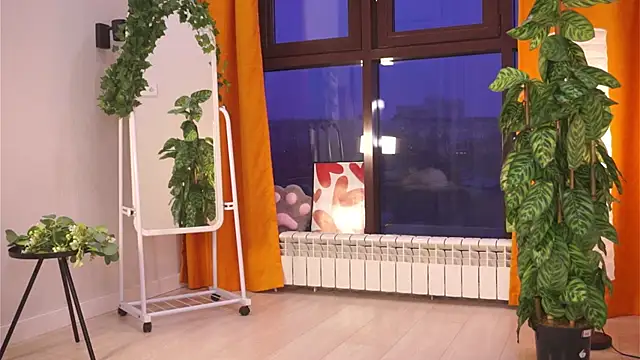 Snapshot of FrankForss chatting on 11/27/25, 04:46 FrankForss online show from 11/27/25, 04:46