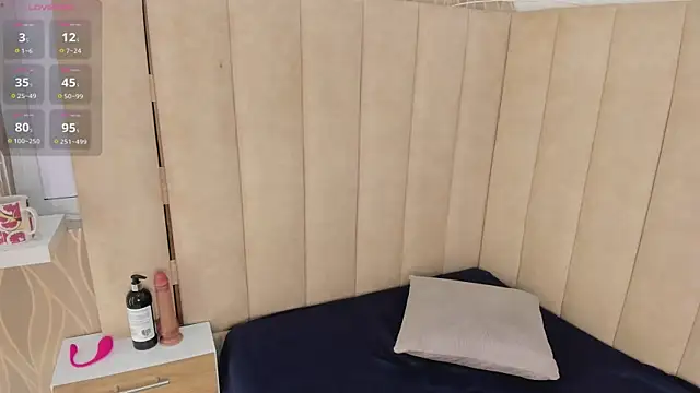 abby swith41 online show from 11/03/25, 02:09