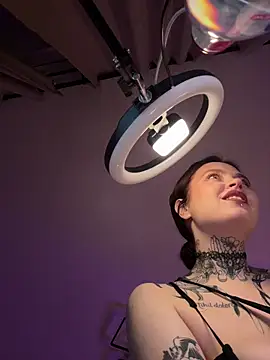 Mariiiiiway online show from 11/10/25, 07:52