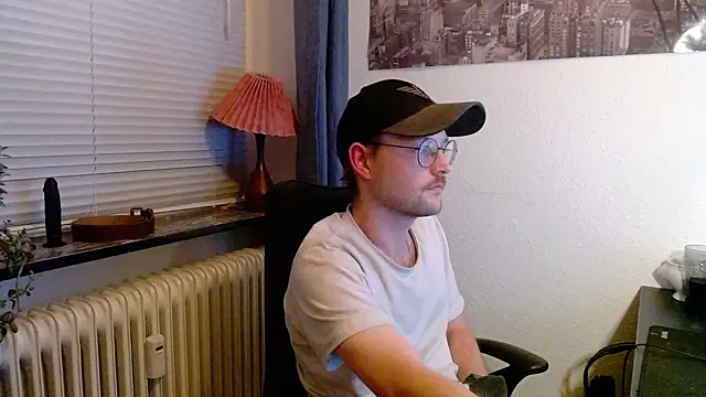 ChefDeLust online show from 10/27/25, 05:14