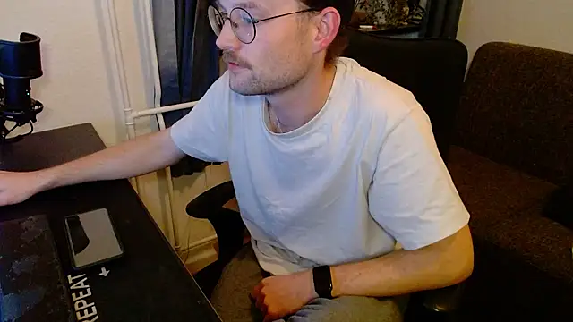 ChefDeLust online show from 11/05/25, 05:49