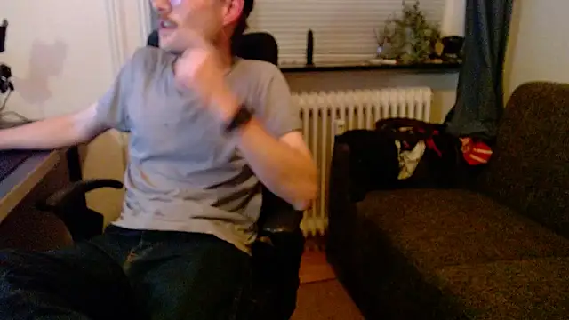 ChefDeLust online show from 11/18/25, 05:49