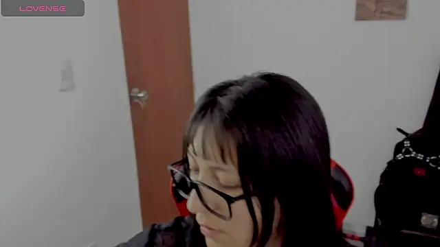 lilitth777 online show from 11/10/25, 11:54