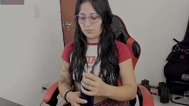 lilitth777 online show from 10/27/25, 01:39