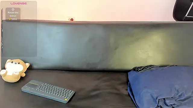 zarek lux online show from 03/27/26, 01:23