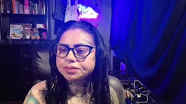 chicanachic13 online show from 03/21/26, 04:14