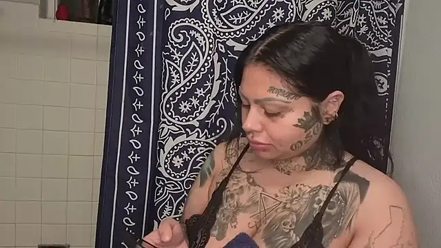 chicanachic13 online show from 01/11/26, 01:34