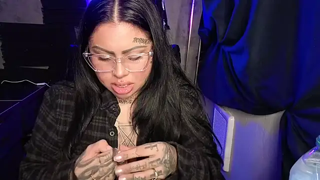 chicanachic13 online show from 01/17/26, 04:05