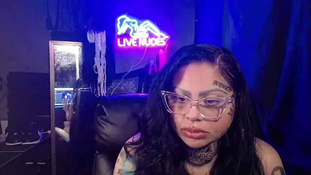 chicanachic13 online show from 02/22/26, 10:44