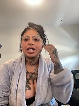 chicanachic13 online show from 09/21/25, 10:37