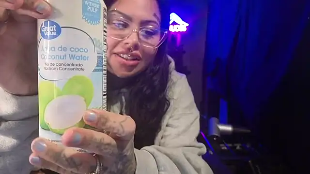 chicanachic13 online show from 03/06/26, 07:36