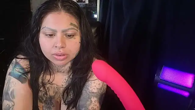 chicanachic13 online show from 11/29/25, 09:26