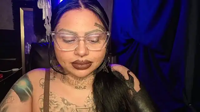 chicanachic13 online show from 02/08/26, 08:12