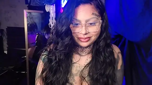 chicanachic13 online show from 02/21/26, 06:59